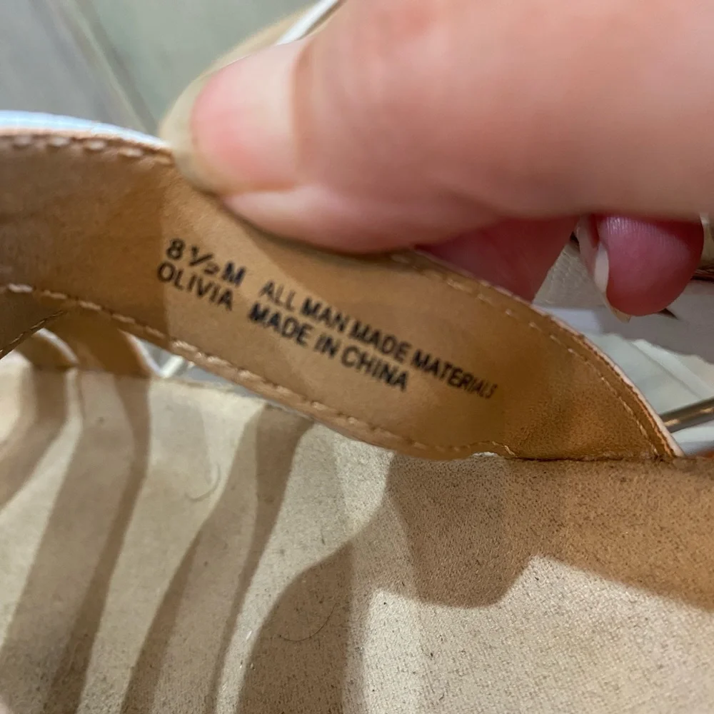 Makalu California Women’s Sandals White Olivia Size 8.5